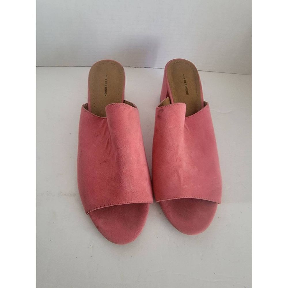 14th & Union Women's Pink Block Heel Open Toe Faux Suede Sandals Size 9M
